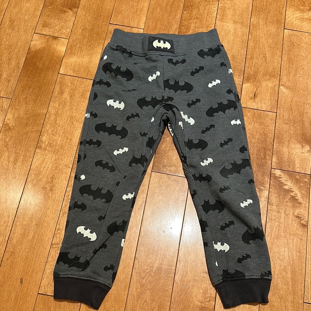 Kids Gray Batman Patterned Jogger Pants